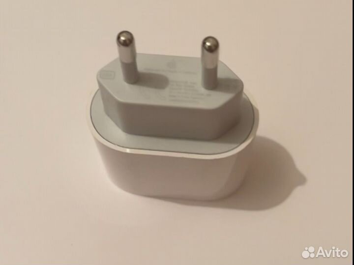 Зарядное устройство для телефона tpcy