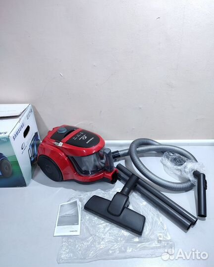 Пылесос Samsung SC4520 красный