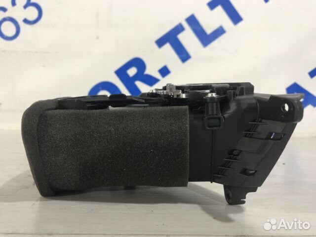 Дефлектор центральный прав KIA sportage 3 SL 2.0 м