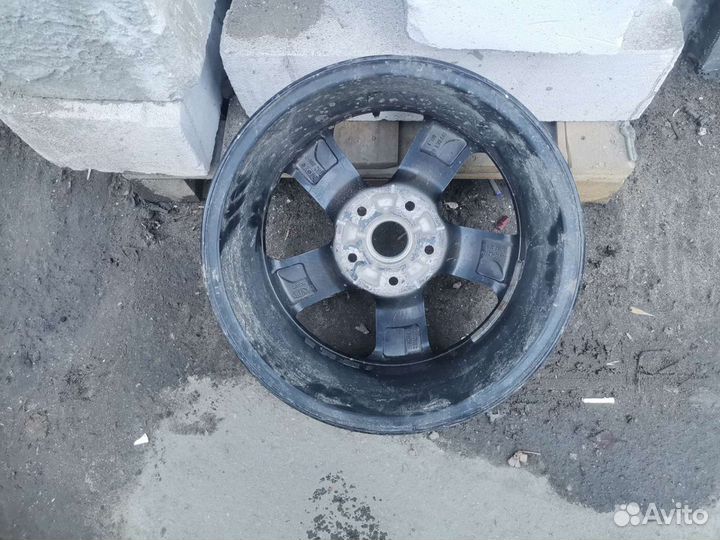 Диск литой R16 Kia K5