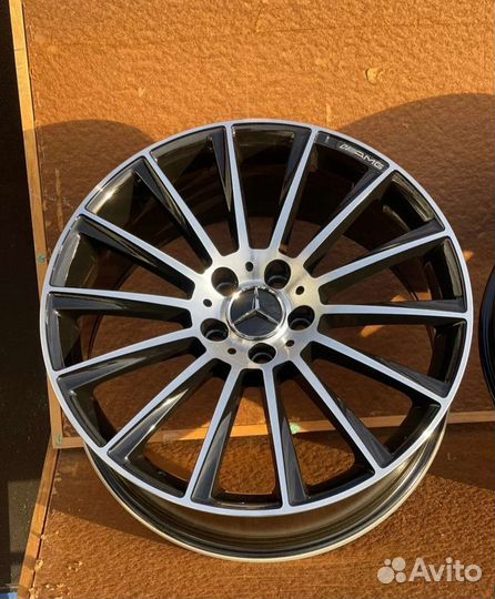 Диски разноширокие на Mercedes-Benz AMG R19 5*112