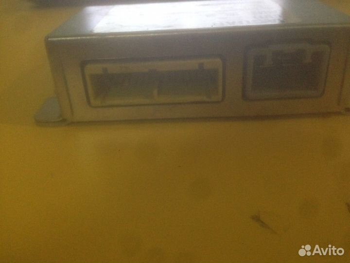 Блок управления активной подвеской Range Rover 3