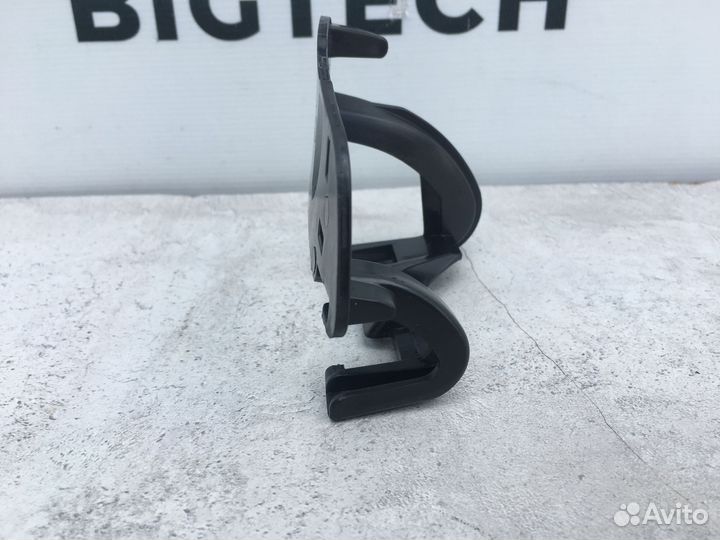 Кронштейн омывателя фар Mercedes X156 A1568850656