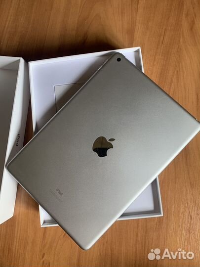 iPad 9 поколения