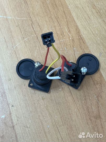 Гнездо для зарядки 1/3 Pin на электровелосипед