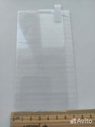 Защитное стекло для экрана с диагональю 