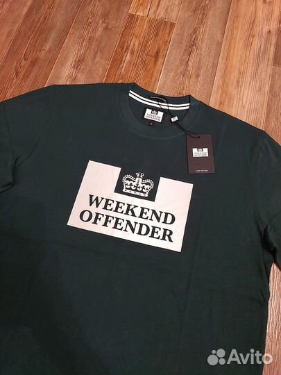 Футболка Weekend Offender новая оригинал
