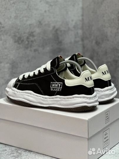 Maison Mihara Yasuhiro Blakey