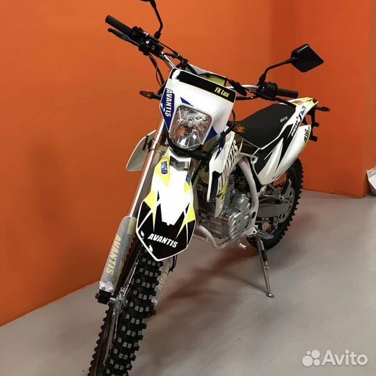 Мотоцикл Avantis FX 250 LUX (172FMM, возд.охл.)птс