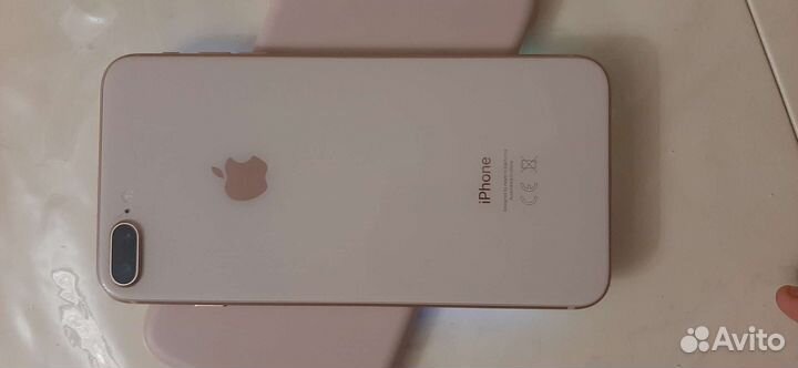 Телефон iPhone 8 plus 64gb
