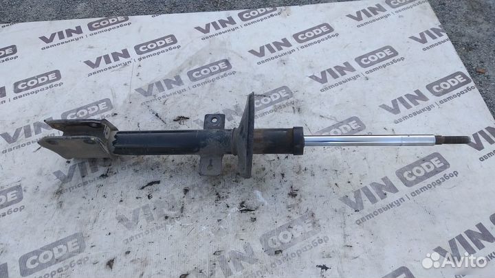 Амортизатор задний Renault Duster 4x4