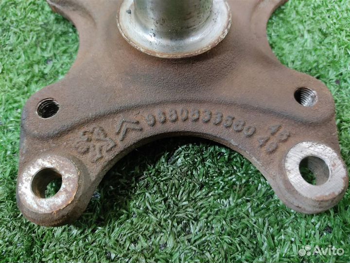 Цапфа задняя Peugeot 308 (4E) 2008