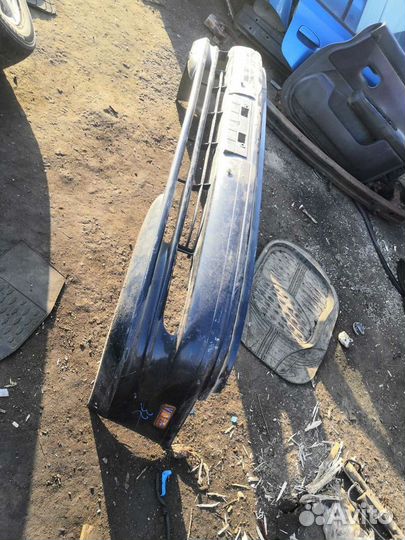 Бампер Toyota vista sv32