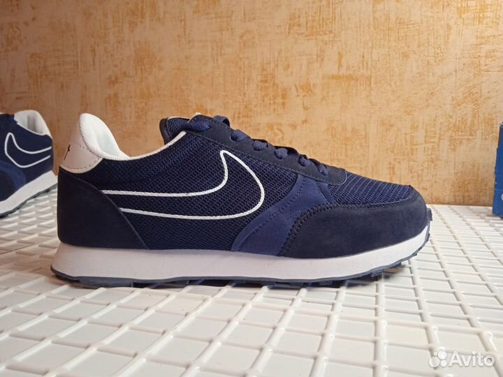 Кроссовки Nike
