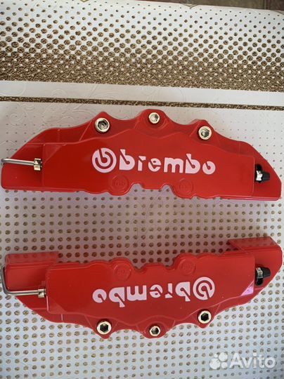 Декоративные накладки на суппорта brembo