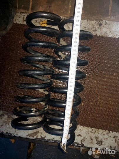 Пружины задние Mercedes-Benz W203, W210