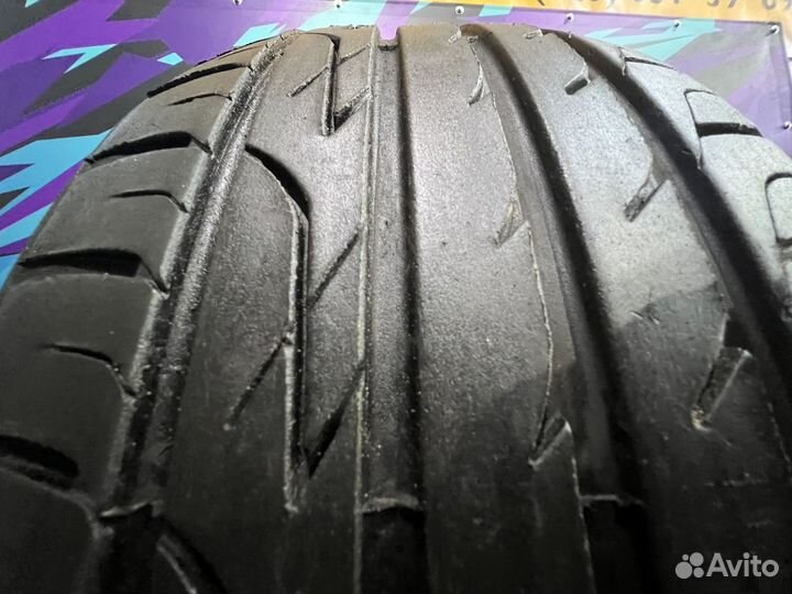 Three-A P606 225/55 R17