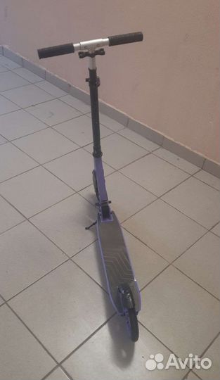 Самокат DeWolf 200