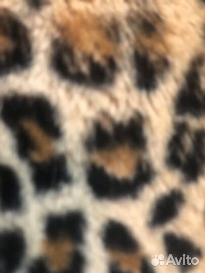 Шуба из экомеха.Новая.46-52