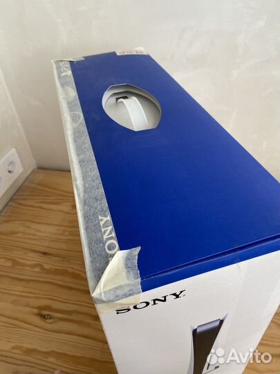 Коробка от sony playstation 5