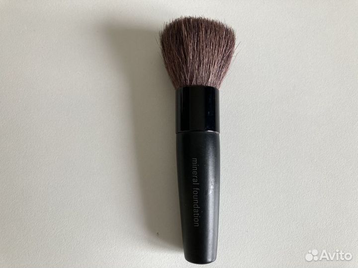 Кисти для макияжа bobbi brown, amway, mary kay