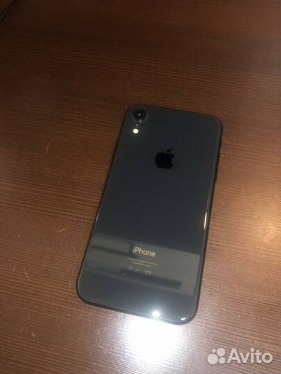 iPhone Xr, 64 ГБ