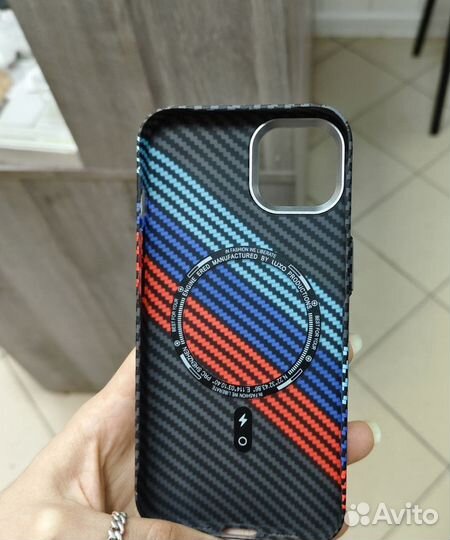 Чехол на iPhone 13/13Pro/13ProMax карбон c MagSafe