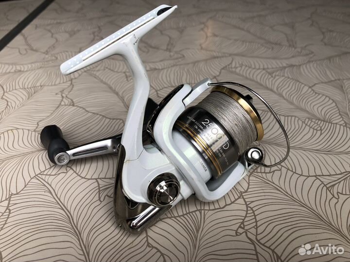 Катушка shimano Stradic 2500FD
