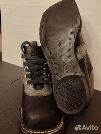 Лыжные ботинки с креплением