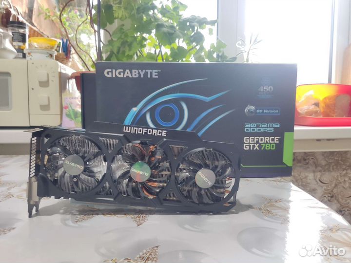 Gtx 780 3 GB 384bit