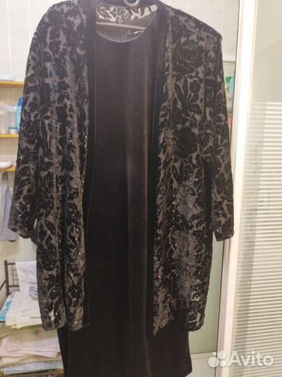 Вечернее платье с накидкой