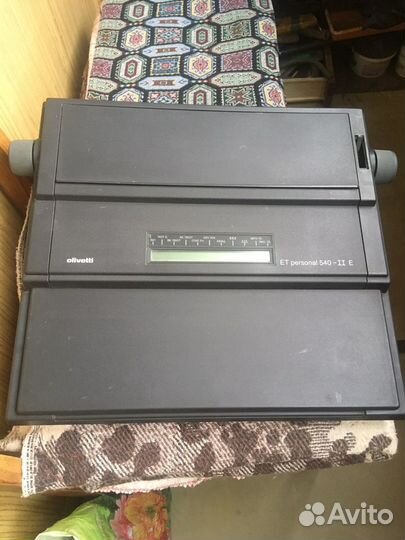 Пишущая машинка olivetti