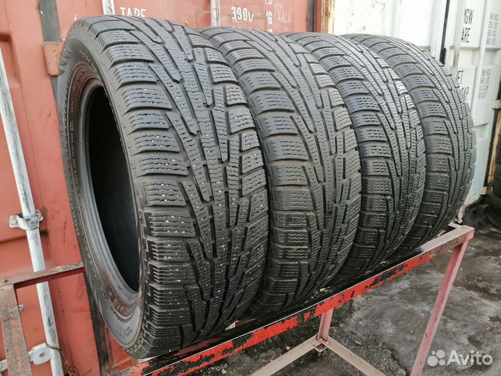 Nokian Tyres Hakkapeliitta R SUV 225/60 R17 91B