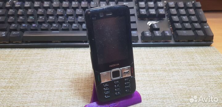 Nokia N82