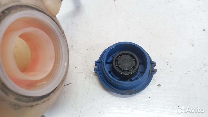 Расшерительный бачок Volkswagen Passat CC