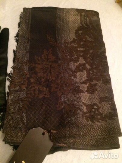 Новые перчатки кожа и палантин