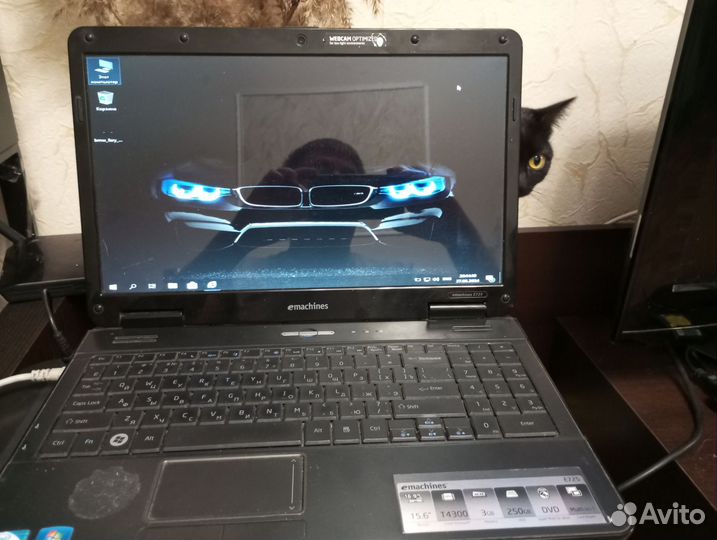 Emachines e725