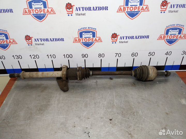 Привод передний правый Renault Fluence K4M 2010