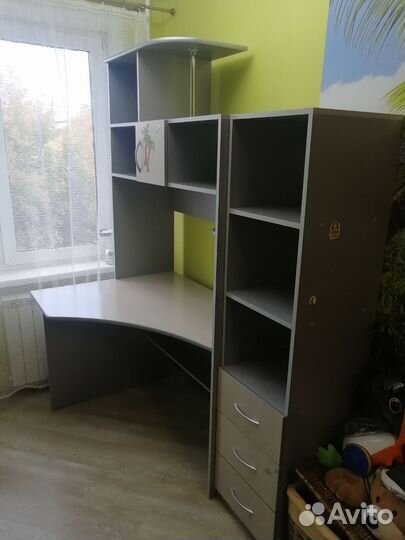 Компьютерный стол