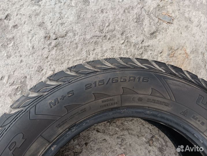 2 шт Goodyear ultra grip extreme 215/65 r16