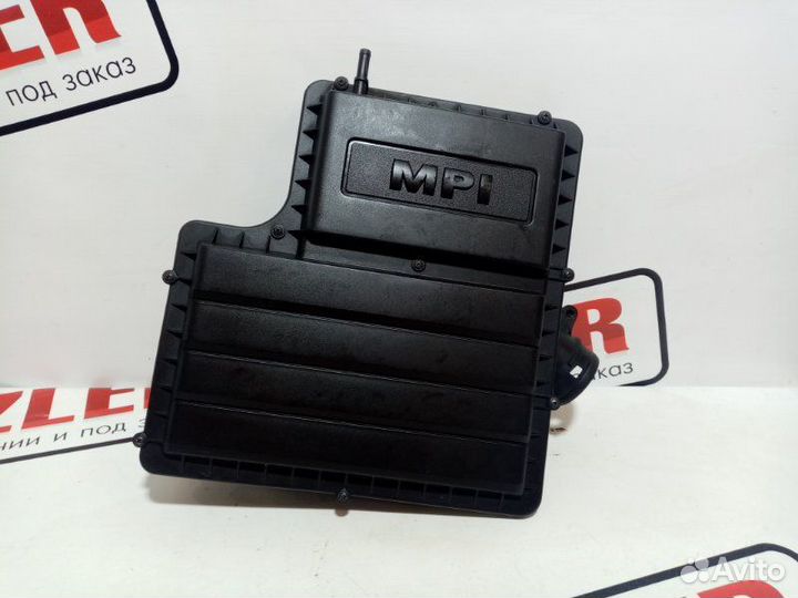 Корпус воздушного фильтра Volkswagen Polo 2010