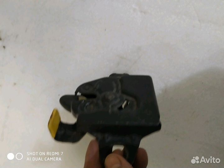 Замок капота Jeep Grand Cherokee wj