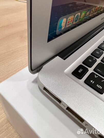 MacBook Air 13'' 2014 i5/4gb/128gb