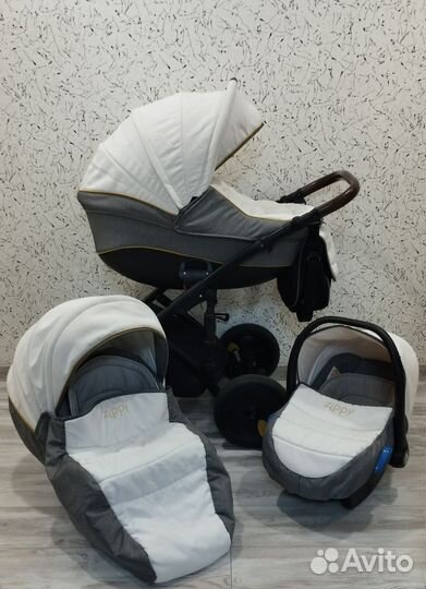 Коляска 3 в 1 Tutis Zippy Viva серый/белый