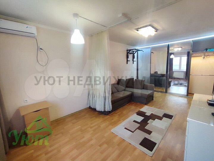 1-к. квартира, 42 м², 8/10 эт.
