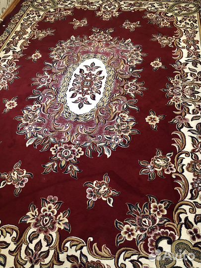 Ковер шерстяной