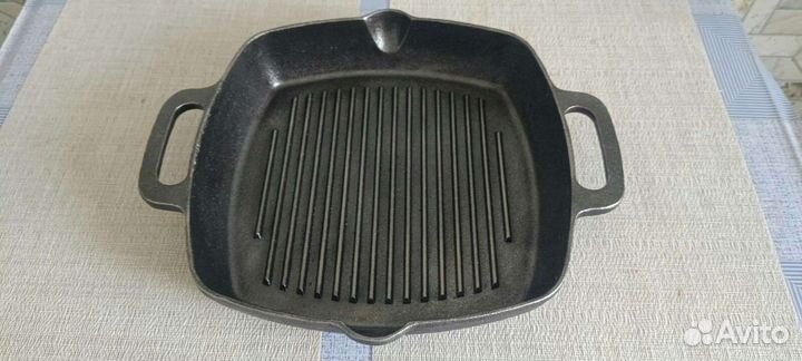 Чугунная сковорода гриль