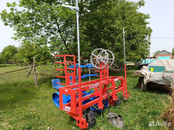 Рассадопосадочная машина Ferrari FMAX 3/2, 2022