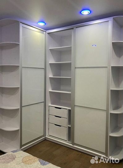 Шкаф купе встроенный