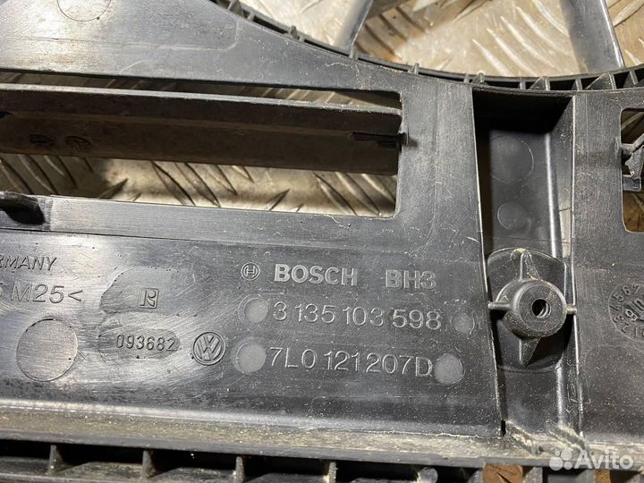 Диффузор вентилятора Audi Q7 4L 2008 7L0121207D